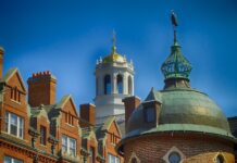 Ile ludzi z Polski dostaje się na Harvard?