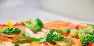 Jak dzieli się dodatki do żywności?