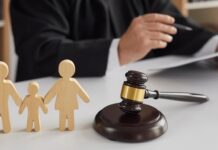 Przed kim odpowiada radca prawny?